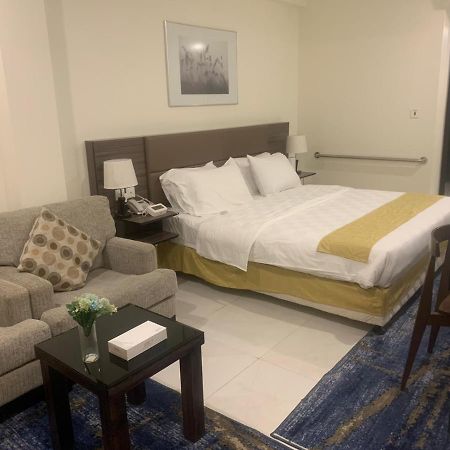 Grand Lily Hotel Suites Al-Hofuf Exterior photo