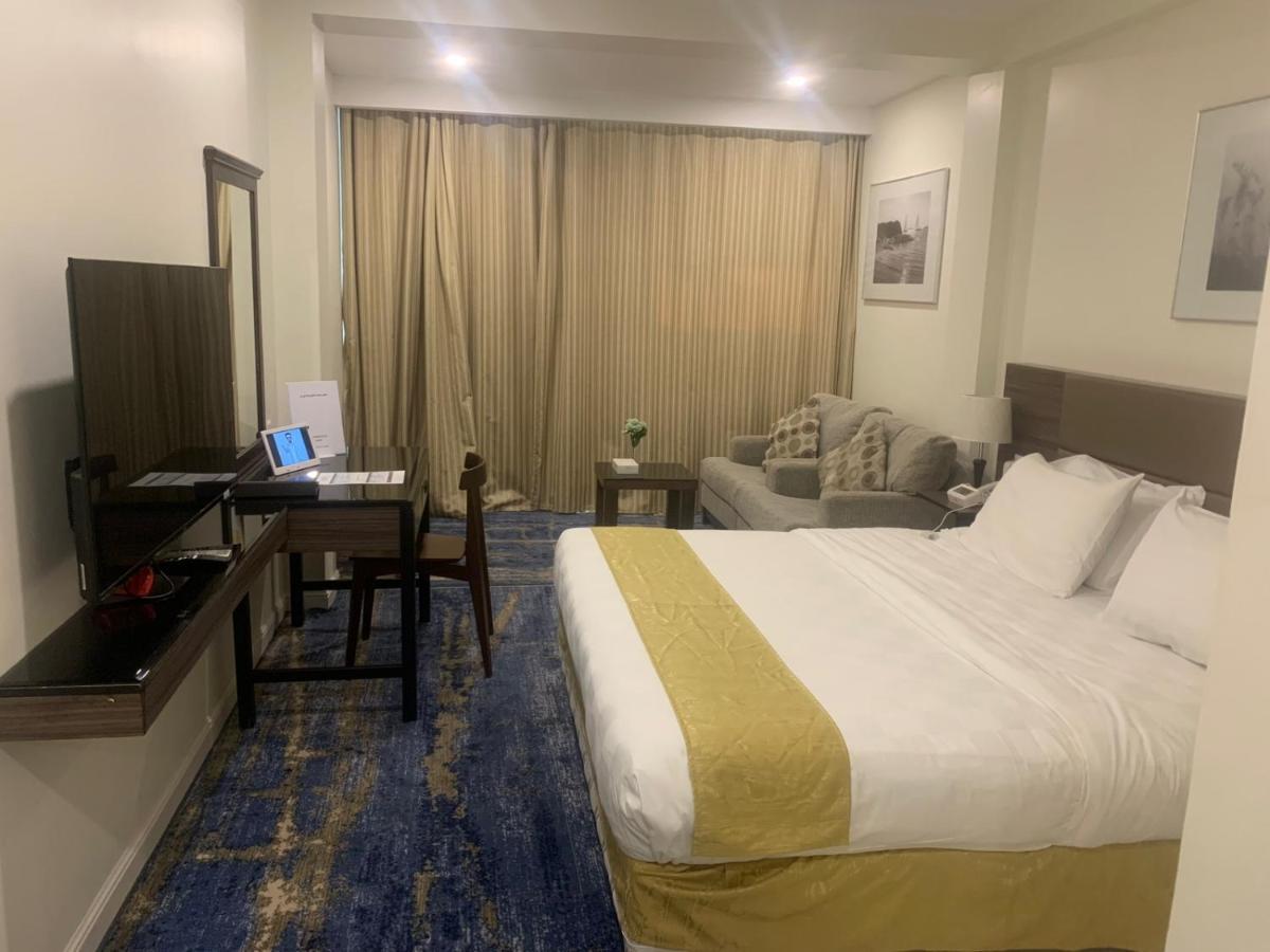 Grand Lily Hotel Suites Al-Hofuf Exterior photo