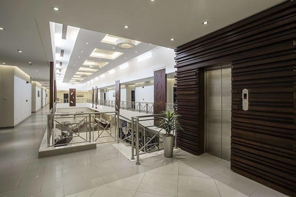 Grand Lily Hotel Suites Al-Hofuf Exterior photo